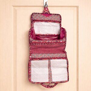Vera Bradley Grand Travel Organizer NWT Hanging Makeup Case Raspberry Medallion